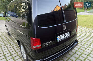 Минивэн Volkswagen Multivan 2015 в 