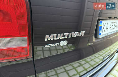 Минивэн Volkswagen Multivan 2015 в 