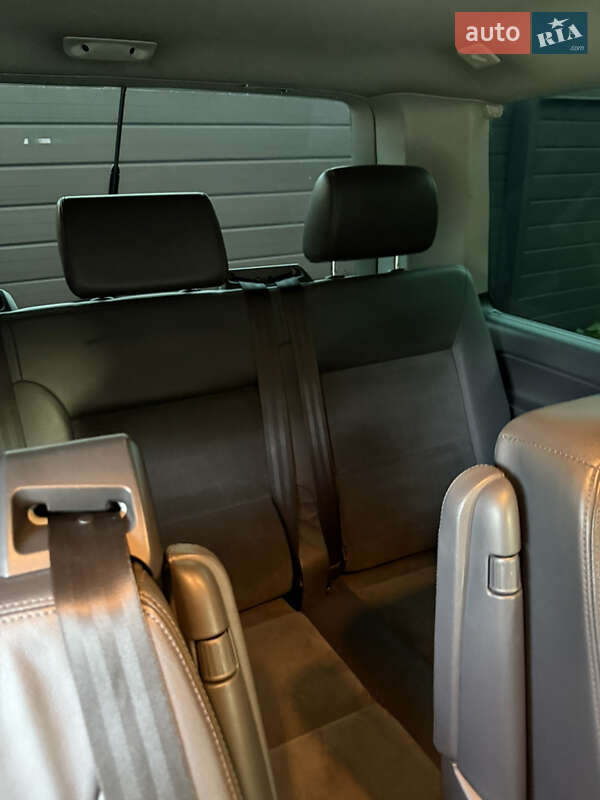 Минивэн Volkswagen Multivan 2015 в Броварах