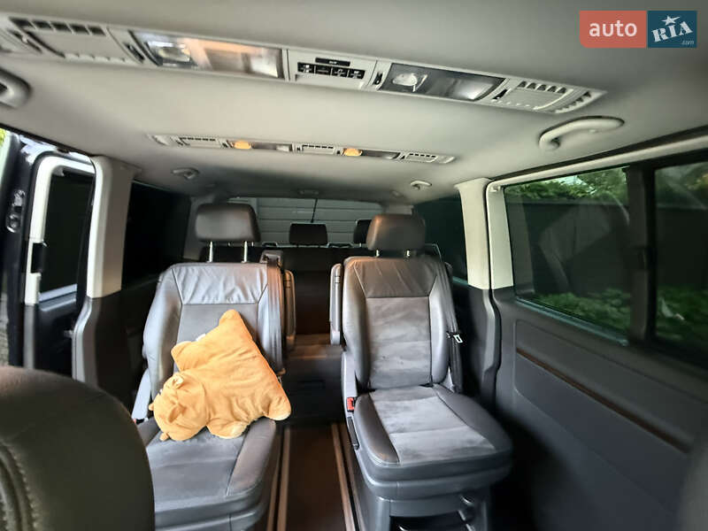 Минивэн Volkswagen Multivan 2015 в Броварах