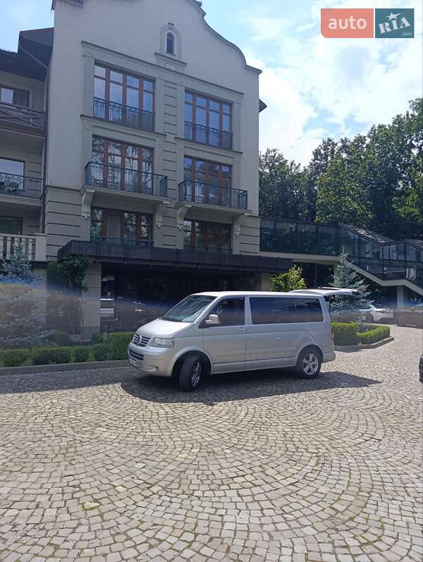 Минивэн Volkswagen Multivan 2006 в Ужгороде