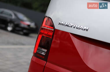 Минивэн Volkswagen Multivan 2020 в 