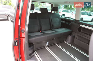 Минивэн Volkswagen Multivan 2020 в 