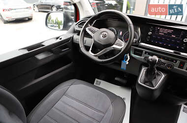 Минивэн Volkswagen Multivan 2020 в 