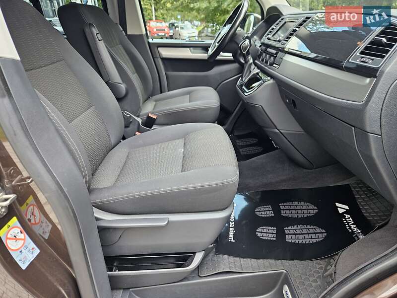 Минивэн Volkswagen Multivan 2019 в Киеве