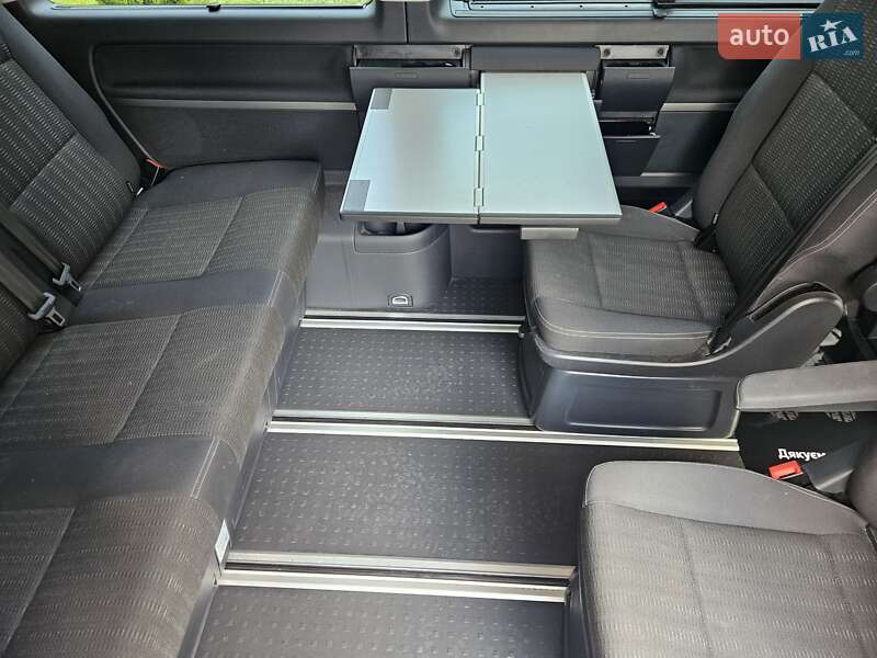 Минивэн Volkswagen Multivan 2019 в Киеве
