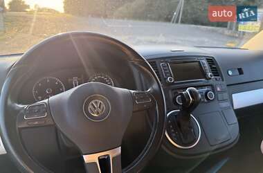 Минивэн Volkswagen Multivan 2015 в 