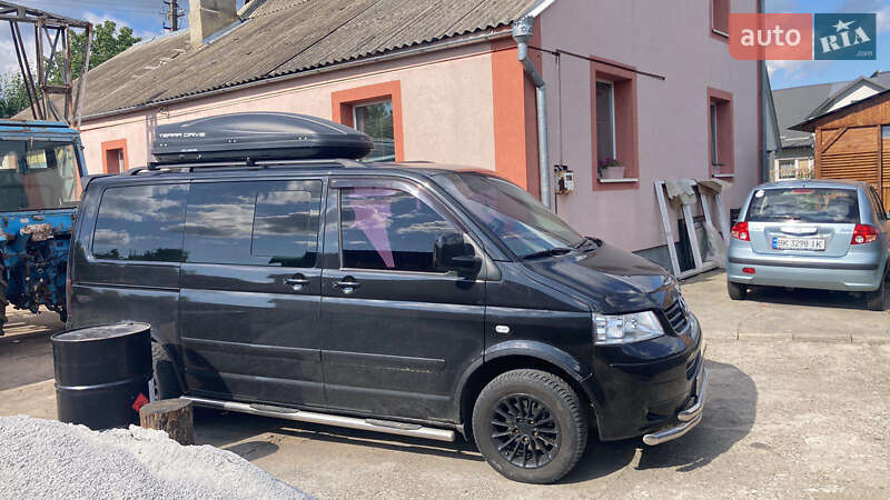 Минивэн Volkswagen Multivan 2007 в Ровно