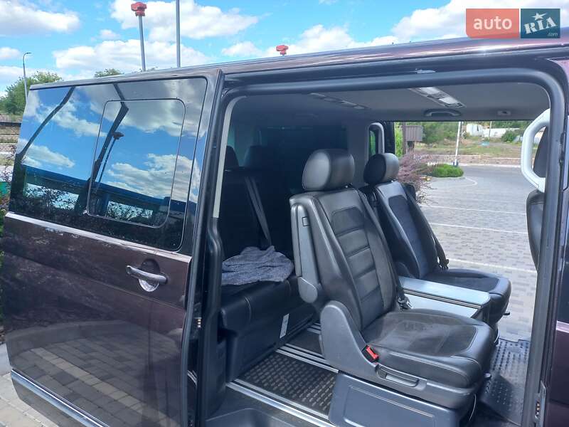 Минивэн Volkswagen Multivan 2016 в Кропивницком