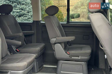 Минивэн Volkswagen Multivan 2011 в 