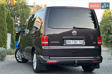 Минивэн Volkswagen Multivan 2015 в 
