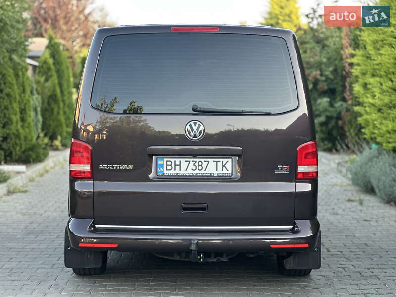 Минивэн Volkswagen Multivan 2015 в Одессе