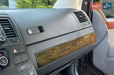 Минивэн Volkswagen Multivan 2015 в 