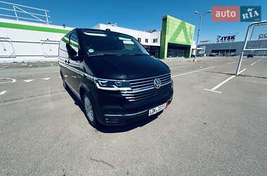 Минивэн Volkswagen Multivan 2020 в 
