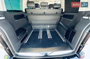 Минивэн Volkswagen Multivan 2020 в 
