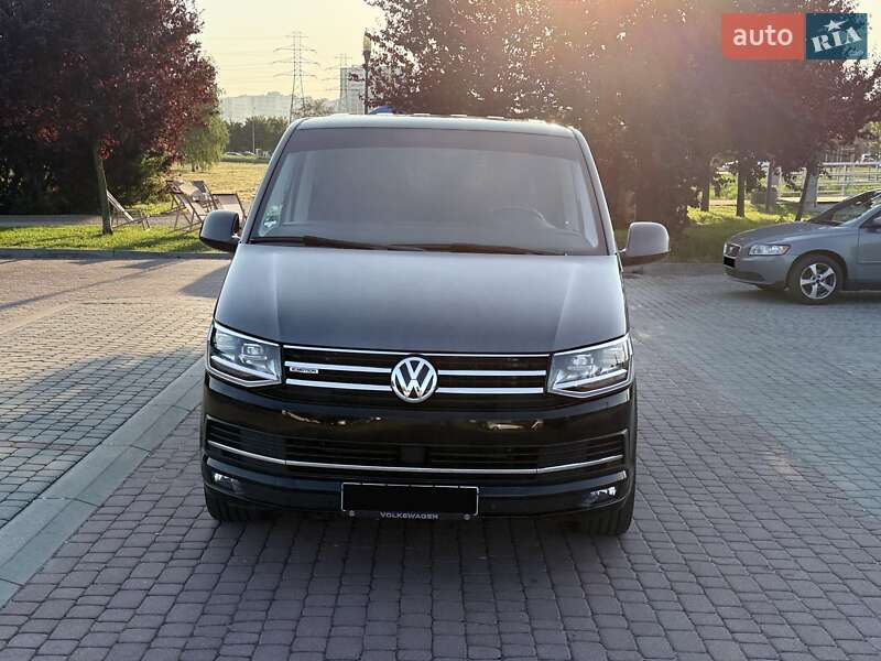 Минивэн Volkswagen Multivan 2018 в Львове