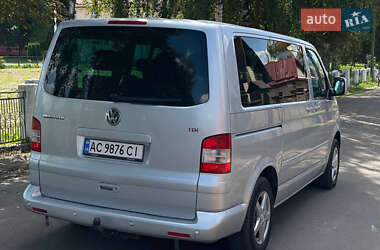 Минивэн Volkswagen Multivan 2009 в 