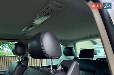 Минивэн Volkswagen Multivan 2009 в 