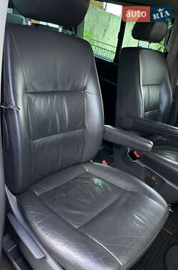 Минивэн Volkswagen Multivan 2009 в 