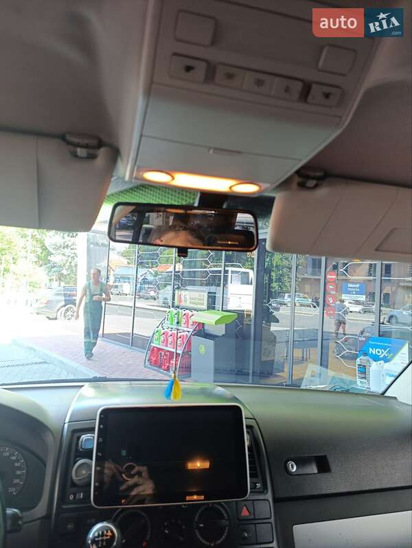 Минивэн Volkswagen Multivan 2006 в Ужгороде