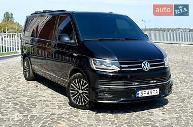 Минивэн Volkswagen Multivan 2016 в 