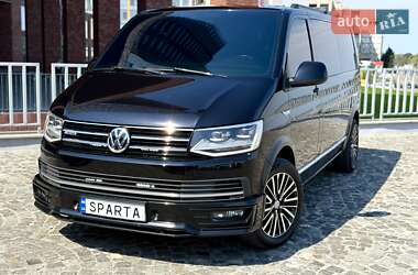 Минивэн Volkswagen Multivan 2016 в 