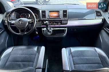 Минивэн Volkswagen Multivan 2016 в 