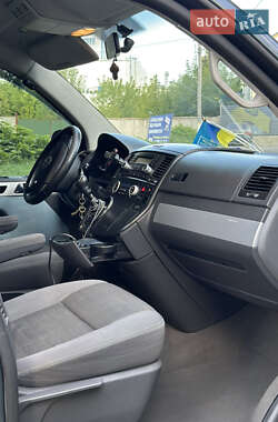 Минивэн Volkswagen Multivan 2008 в 