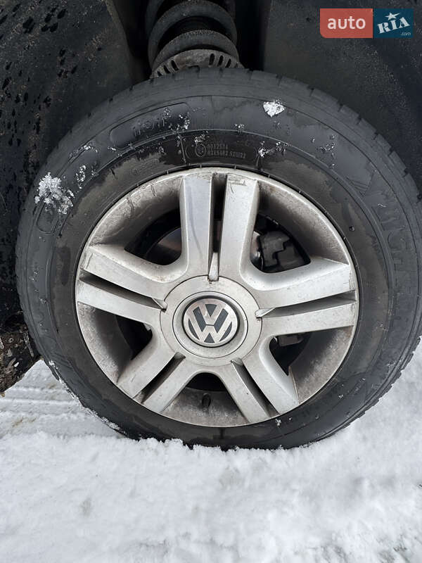 Мінівен Volkswagen Multivan 2008 в Бучі