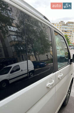 Минивэн Volkswagen Multivan 2013 в 