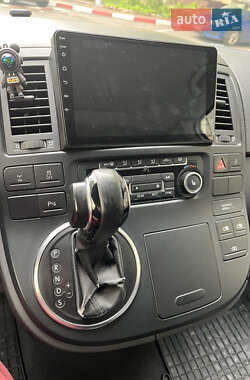 Минивэн Volkswagen Multivan 2013 в 