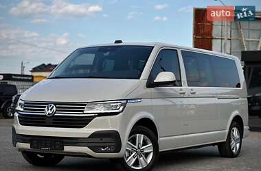Минивэн Volkswagen Multivan 2020 в 