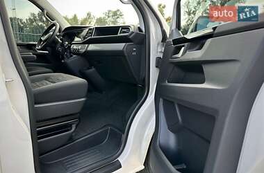 Минивэн Volkswagen Multivan 2020 в 