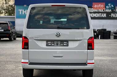 Минивэн Volkswagen Multivan 2020 в 