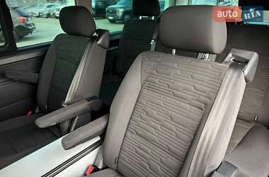 Минивэн Volkswagen Multivan 2020 в 