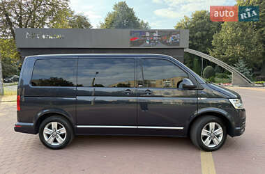 Минивэн Volkswagen Multivan 2018 в 