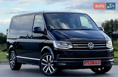 Мінівен Volkswagen Multivan 2016 в 