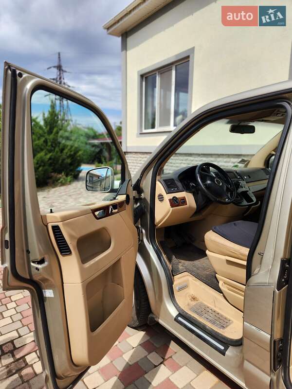Минивэн Volkswagen Multivan 2004 в Одессе