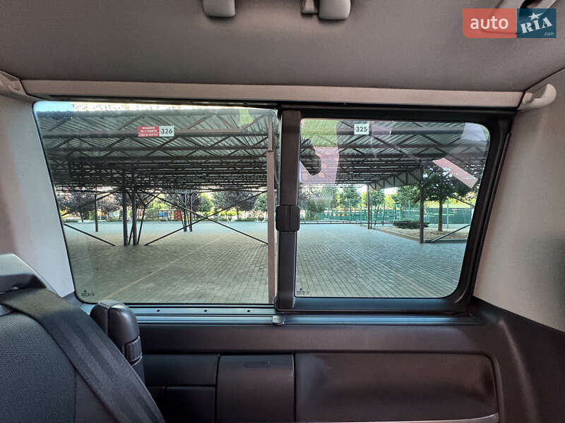 Минивэн Volkswagen Multivan 2010 в Одессе фото 13 Минивэн Volkswagen Multivan 2010 в Одессе