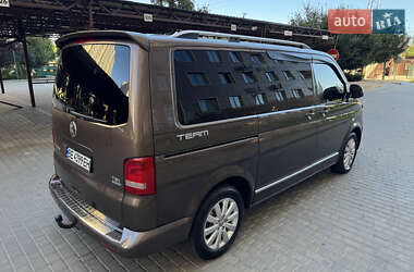 Минивэн Volkswagen Multivan 2010 в 