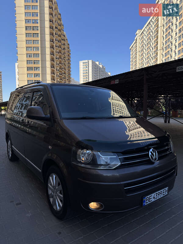 Минивэн Volkswagen Multivan 2010 в Одессе фото 31 Минивэн Volkswagen Multivan 2010 в Одессе
