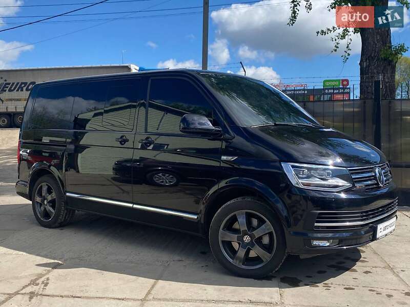 Мінівен Volkswagen Multivan 2019 в 