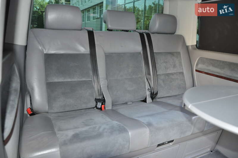 Мінівен Volkswagen Multivan 2006 в Одесі