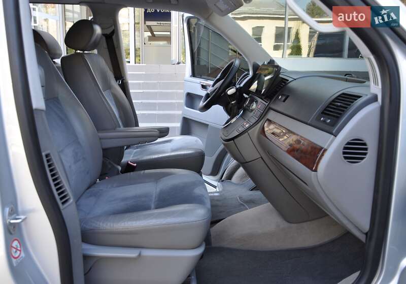 Мінівен Volkswagen Multivan 2006 в Одесі