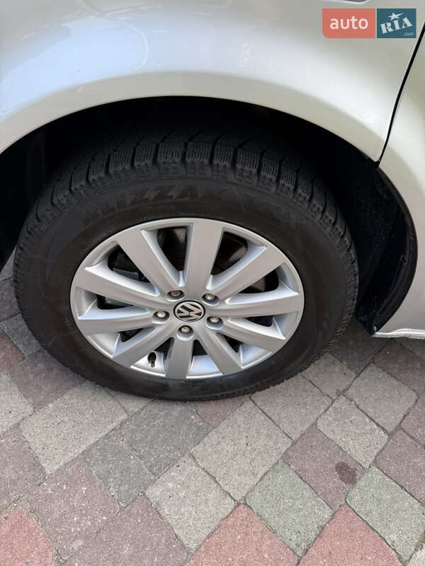 Мінівен Volkswagen Multivan 2011 в Стрию