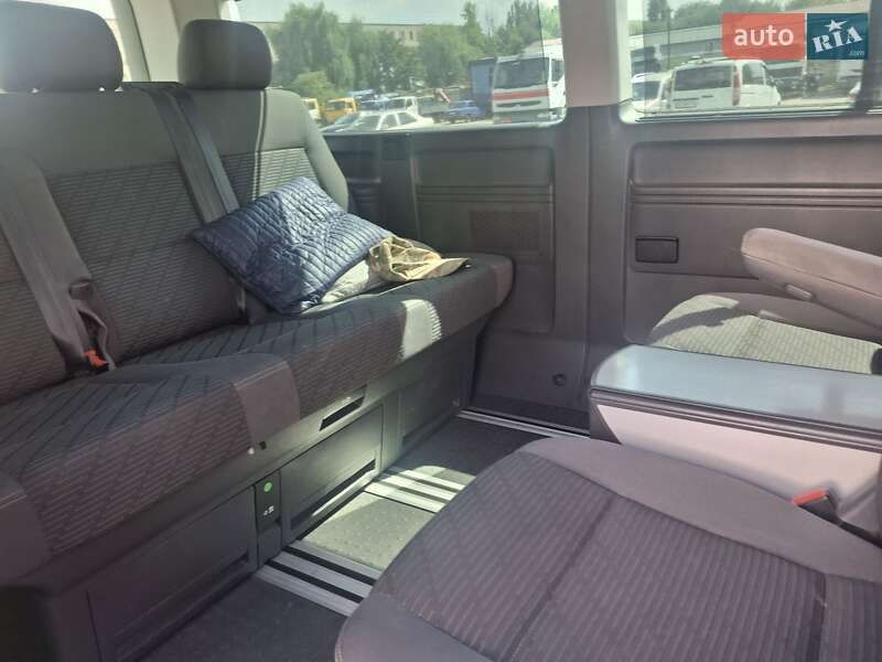 Минивэн Volkswagen Multivan 2012 в Днепре