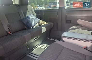 Минивэн Volkswagen Multivan 2012 в 