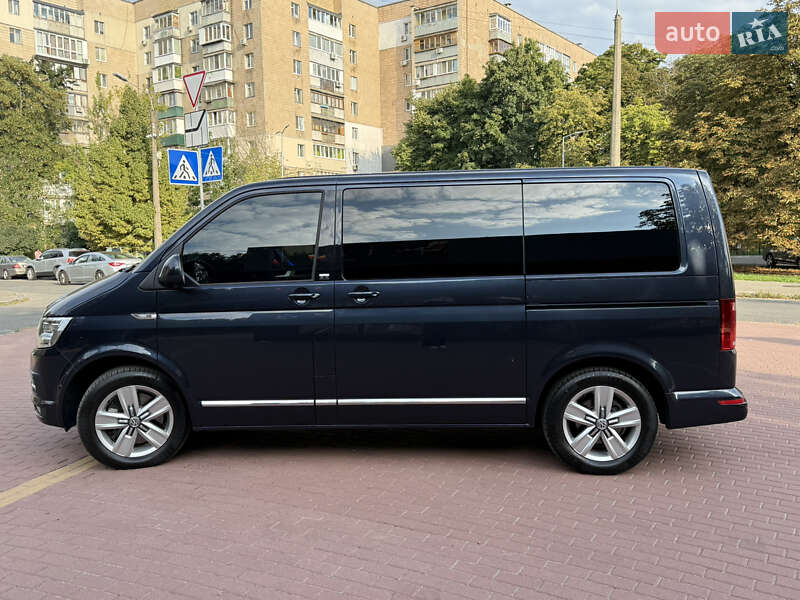 Минивэн Volkswagen Multivan 2018 в Киеве