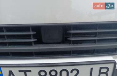 Мінівен Volkswagen Multivan 2017 в Долині