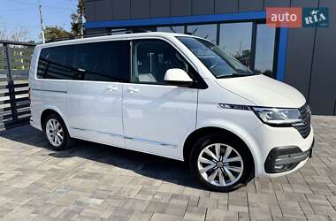 Мінівен Volkswagen Multivan 2020 в 